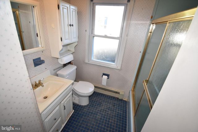 891 E 3RD ST E, Florence, NJ 08518