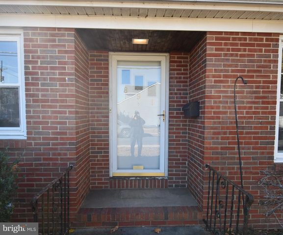 891 E 3RD ST E, Florence, NJ 08518