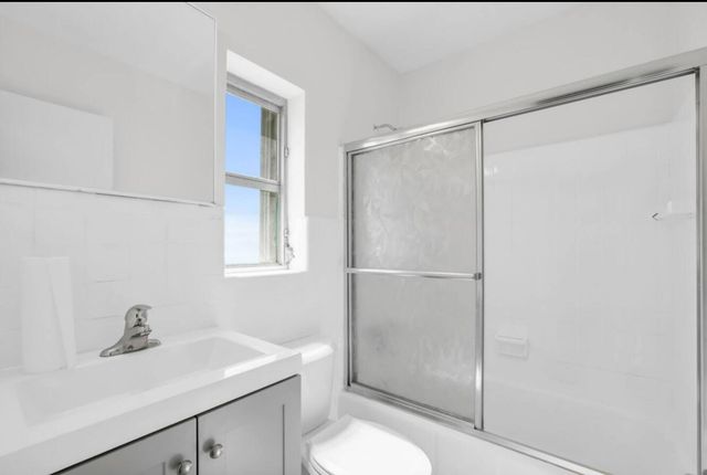 320 Inlet Way 1, Palm Beach Shores, FL 33404