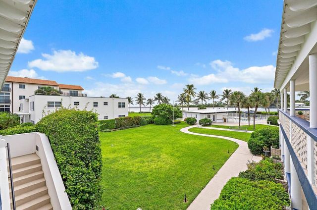 320 Inlet Way 1, Palm Beach Shores, FL 33404