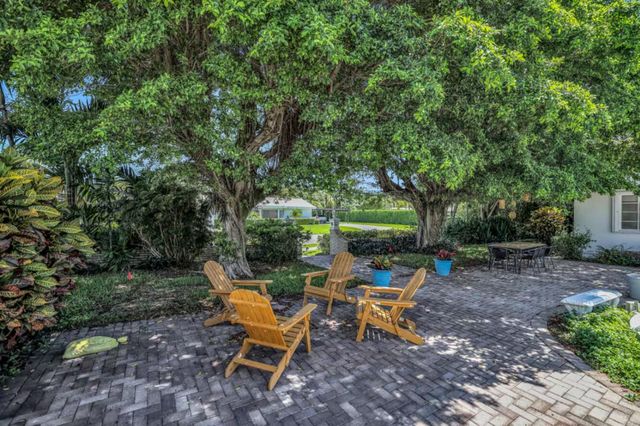 320 Inlet Way 1, Palm Beach Shores, FL 33404