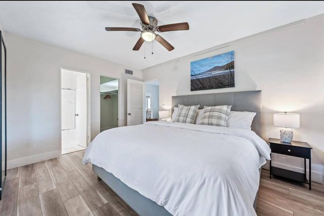 320 Inlet Way 1, Palm Beach Shores, FL 33404