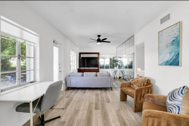 320 Inlet Way 1, Palm Beach Shores, FL 33404