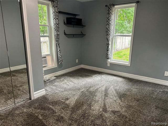 4247 Laforest Drive, Waterford, MI 48329