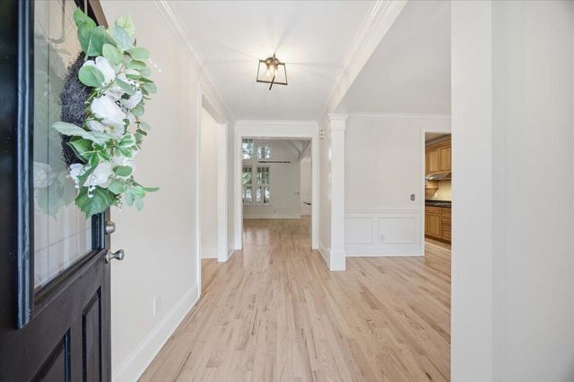 397 Shadowmoss Parkway, Charleston, SC 29414