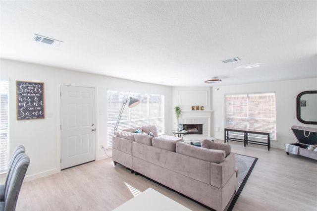 12447 S Rachlin Circle, Houston, TX 77071