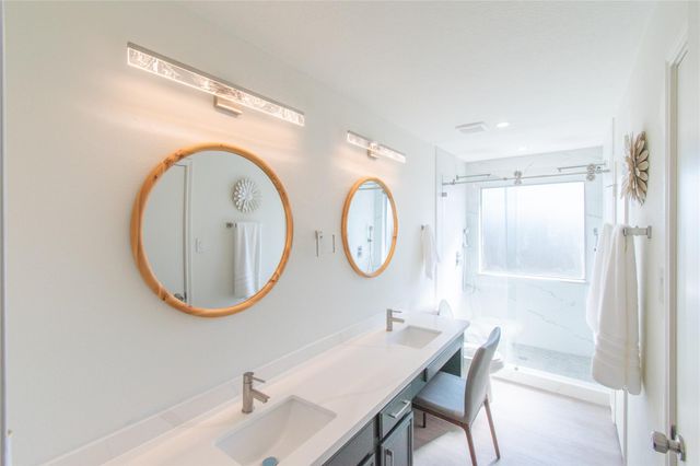 12447 S Rachlin Circle, Houston, TX 77071