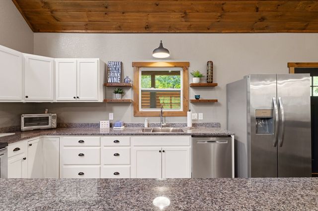 531 Sowers Road, Blue Ridge, GA 30513