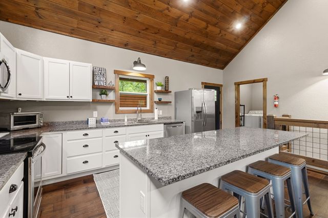 531 Sowers Road, Blue Ridge, GA 30513