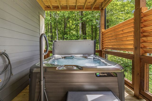 531 Sowers Road, Blue Ridge, GA 30513