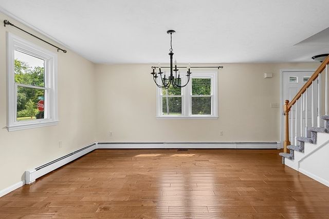95 Franklin St, Wrentham, MA 02093