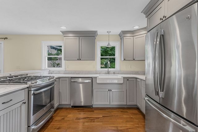 95 Franklin St, Wrentham, MA 02093