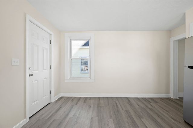 11 Hampshire St, Lowell, MA 01850