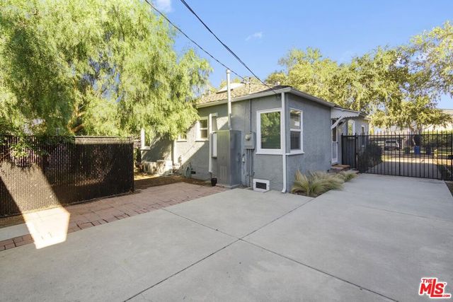 4281 Motor Avenue, Culver City, CA 90232