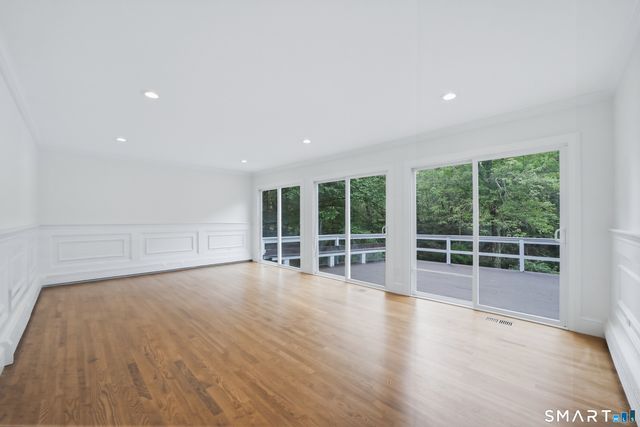 21 Deepwood Road, Weston, CT 06883