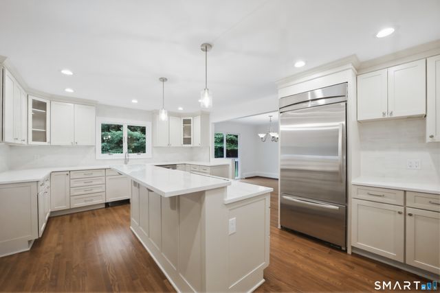 21 Deepwood Road, Weston, CT 06883