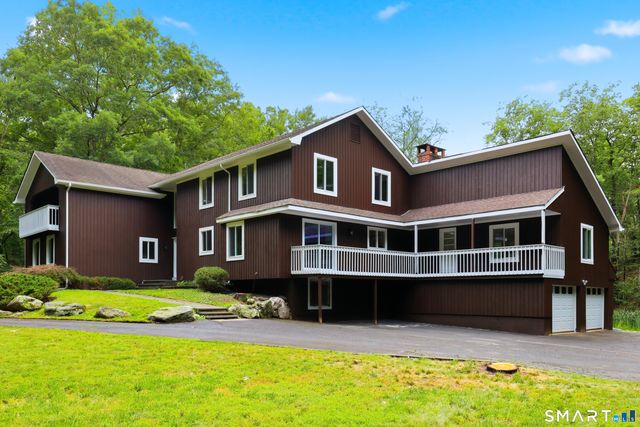 21 Deepwood Road, Weston, CT 06883
