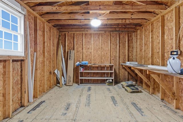 1237 Abiff Rd, Bon Aqua, TN 37025