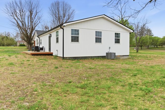 1237 Abiff Rd, Bon Aqua, TN 37025