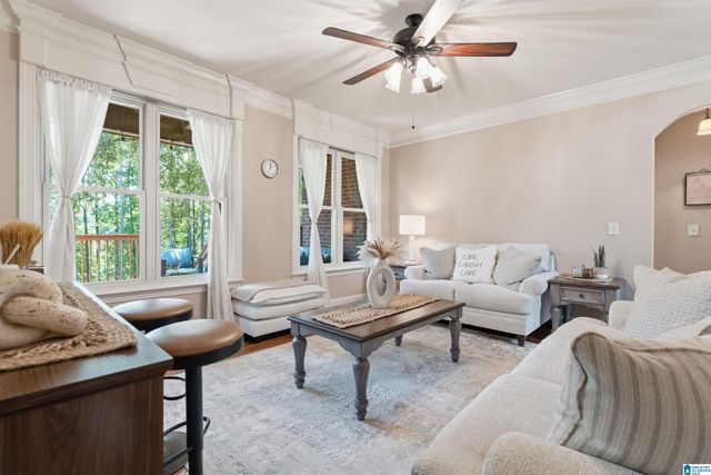 565 WHITE TAIL RUN, Chelsea, AL 35043