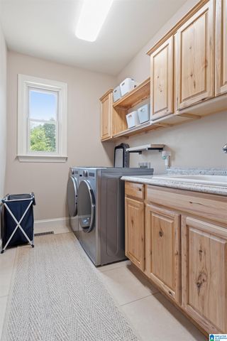 565 WHITE TAIL RUN, Chelsea, AL 35043
