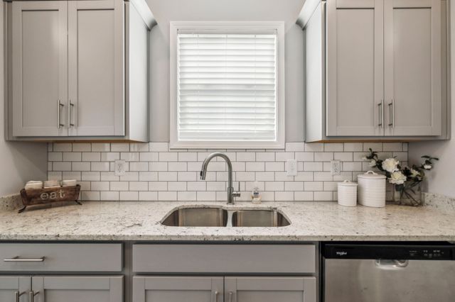 300 Carver Connection, Lebanon, TN 37087