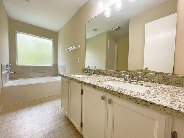 436 Mystic Glen Loop, Houston, TX 77339