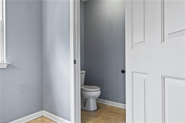 330 Thelmar LN, Portsmouth, VA 23701