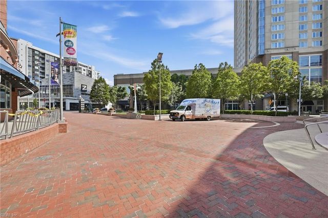 221 Market St Unit 548, Virginia Beach, VA 23462