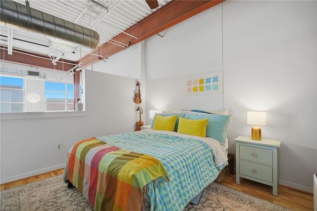 221 Market St Unit 548, Virginia Beach, VA 23462
