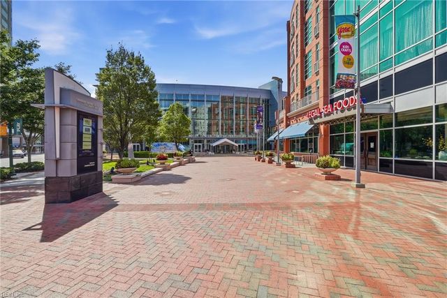221 Market St Unit 548, Virginia Beach, VA 23462