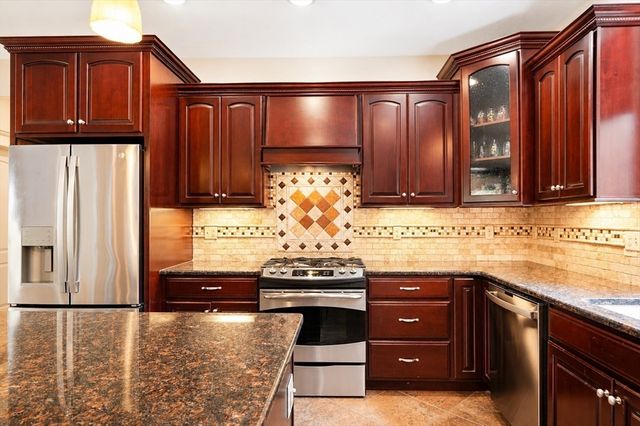 3 Trout Lily Lane, Granby, MA 01033
