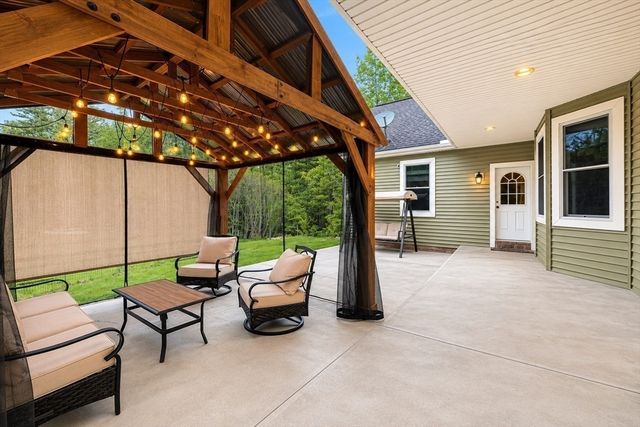 3 Trout Lily Lane, Granby, MA 01033