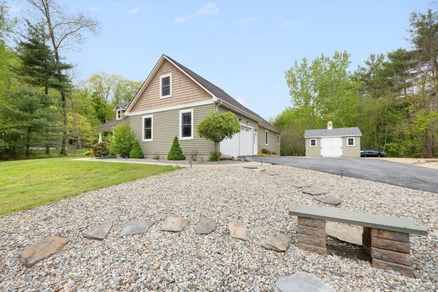 3 Trout Lily Lane, Granby, MA 01033