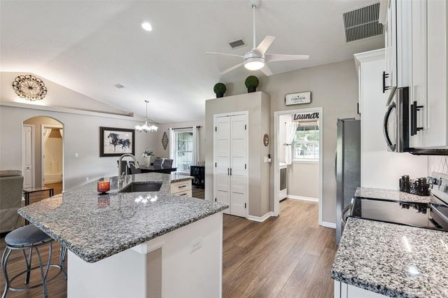 132 FLORIDANA ROAD, Debary, FL 32713