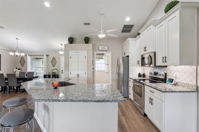 132 FLORIDANA ROAD, Debary, FL 32713
