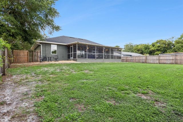 132 FLORIDANA ROAD, Debary, FL 32713