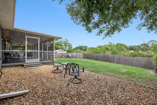 132 FLORIDANA ROAD, Debary, FL 32713