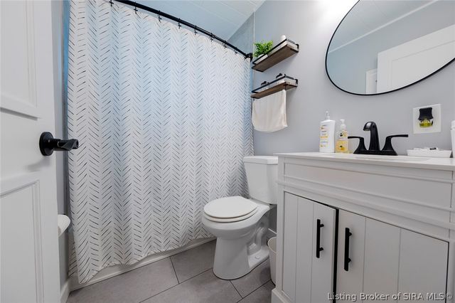 1022 Hazelwood Court, Clarksville, IN 47129