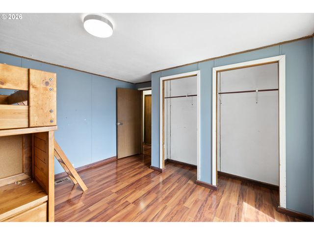 13141 Se POWELL Blvd 18, Portland, OR 97236