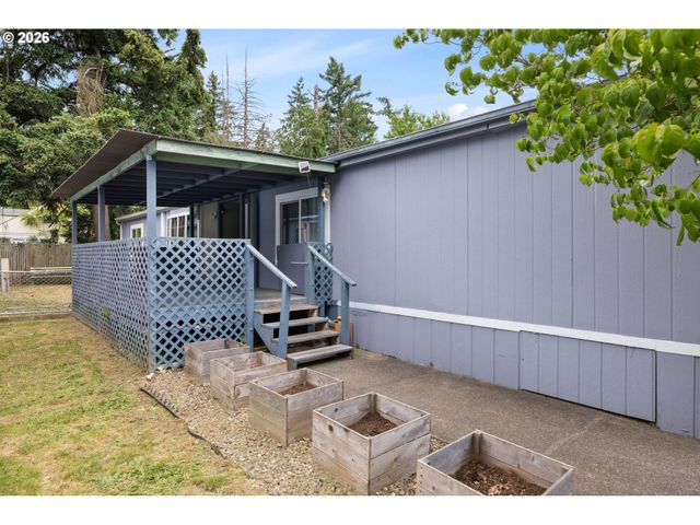13141 Se POWELL Blvd 18, Portland, OR 97236