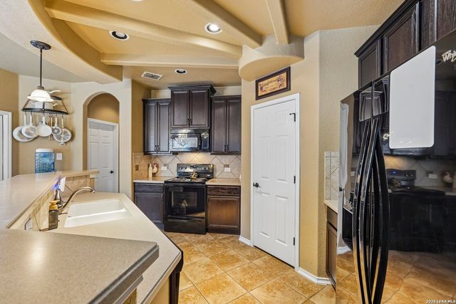 11407 Road Runner, San Antonio, TX 78245
