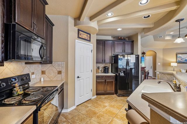 11407 Road Runner, San Antonio, TX 78245