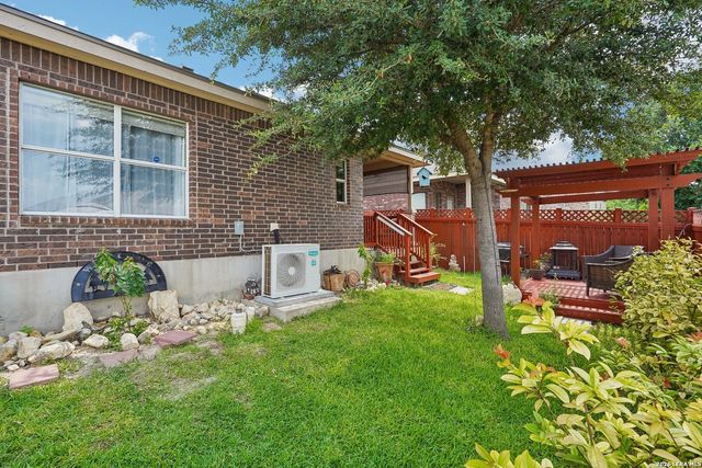 11407 Road Runner, San Antonio, TX 78245