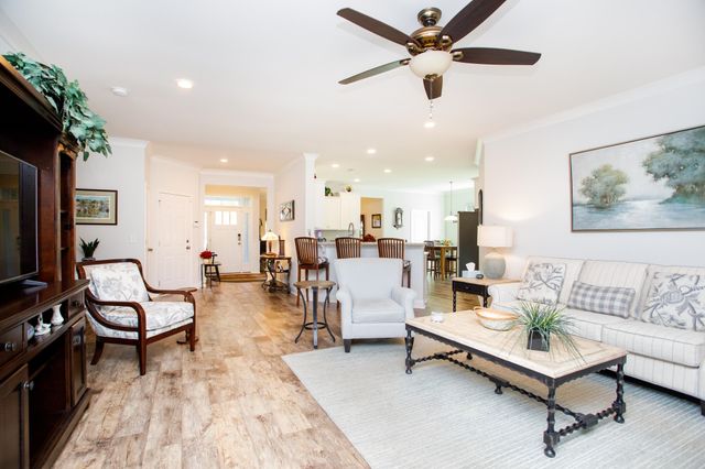 1004 Black Skimmer Dr., Conway, SC 29526