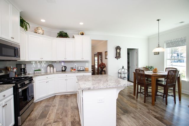 1004 Black Skimmer Dr., Conway, SC 29526