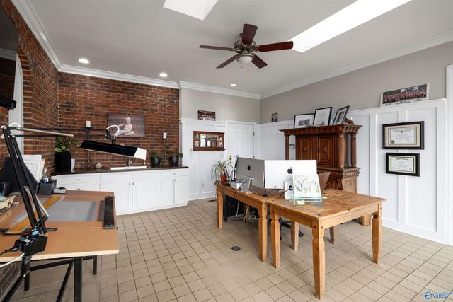 2213 Hidden Ridge Circle, Vestavia Hills, AL 35243