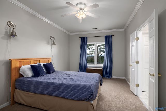 2213 Hidden Ridge Circle, Vestavia Hills, AL 35243