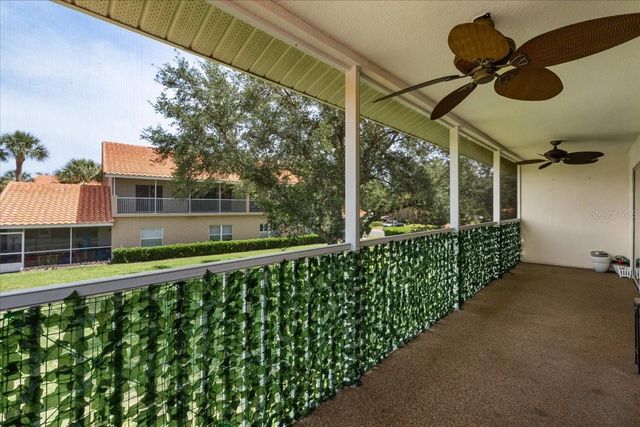 5336 EDGEWATER WAY 5336, Oxford, FL 34484