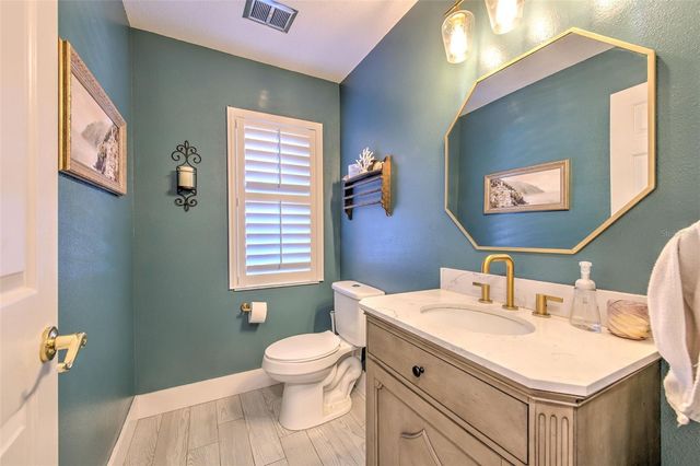 3809 BUCKINGHAM LOOP DRIVE, Valrico, FL 33594